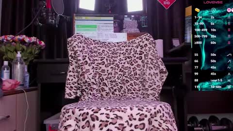 Snapshot of raissa_sky26 chatting on September 17, 2:48 am Laura online show from September 17, 2:48 am
