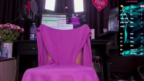 Laura online show from January 6, 3:32 am