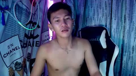 ralfhuge24 online show from December 2, 5:44 pm