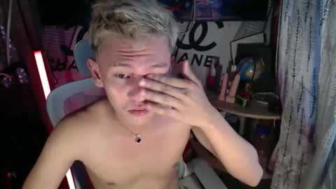 ralfhuge24 online show from April 9, 8:09 am