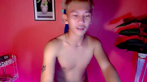 ralfhuge24 online show from October 2, 7:01 pm