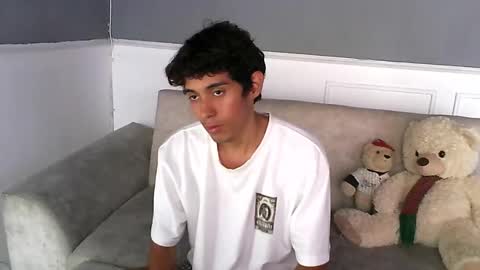 Snapshot of rami_hot0 chatting on October 10, 7:52 pm rami_hot0 online show from October 10, 7:52 pm