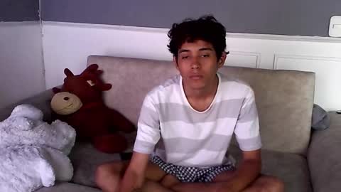 Snapshot of rami_hot0 chatting on September 19, 6:11 pm rami_hot0 online show from September 19, 6:11 pm