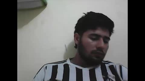 ramiresf311 online show from December 21, 2:01 pm