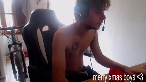 Ramiro online show from December 31, 12:36 pm