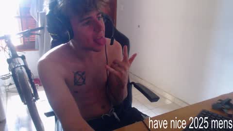 Ramiro online show from December 31, 5:18 pm