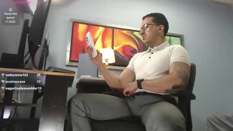 randylukehot online show from February 10, 7:39 pm