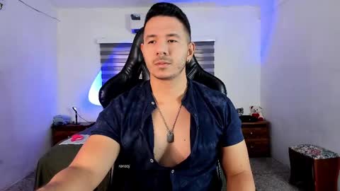 Jonas online show from September 23, 2:33 pm