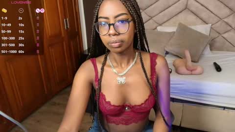 Raquel online show from November 7, 12:40 pm