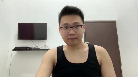 Snapshot of ratedepic17 chatting on February 16, 12:32 pm randomnaut online show from February 16, 12:32 pm