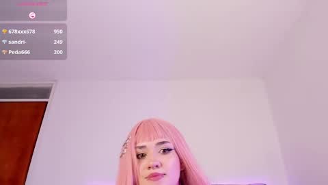 Snapshot of raven__white1 chatting on February 27, 1:41 am Raven online show from February 27, 1:41 am