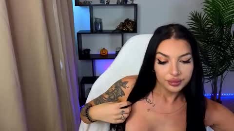 raven_inkk online show from November 26, 10:12 am