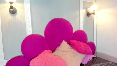 raven_loove online show from June 11, 6:17 pm