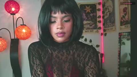 Snapshot of raven_luv chatting on September 12, 10:23 pm raven online show from September 12, 10:23 pm