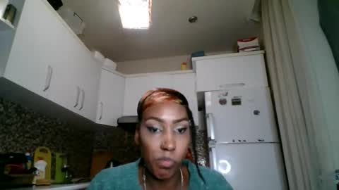 ravenbby online show from May 6, 11:11 pm