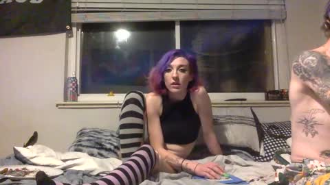 ravenxbeastie online show from January 28, 6:38 am