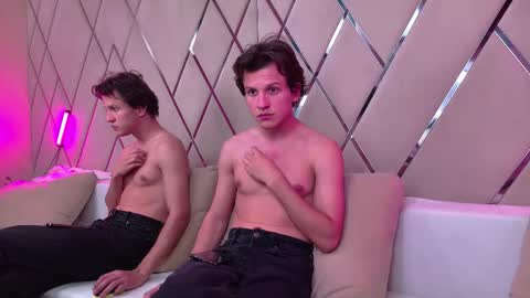 Snapshot of rawobsession chatting on September 24, 8:26 pm JESSEE online show from September 24, 8:26 pm