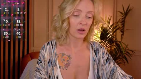 Ray online show from April 10, 1:49 pm