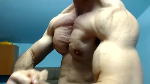 razorramon13 online show from June 12, 6:12 am