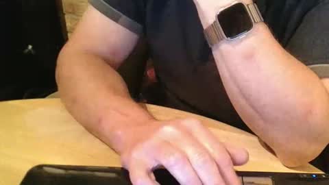 Snapshot of rdrew chatting on October 14, 8:01 pm rdrew online show from October 14, 8:01 pm