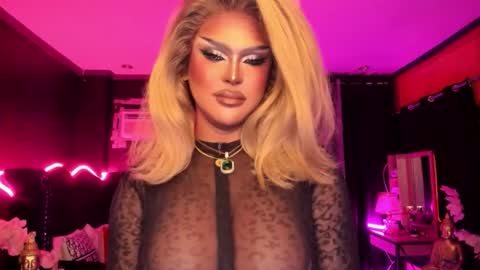 Snapshot of real_dom_phuta chatting on October 16, 3:44 pm Miss Katrina De Futah Goddess of HELL online show from October 16, 3:44 pm