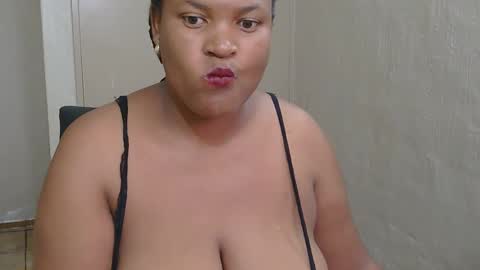 RealAmazingBoobs online show from March 9, 2:43 pm