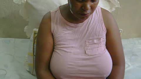 RealAmazingBoobs online show from March 5, 5:07 am
