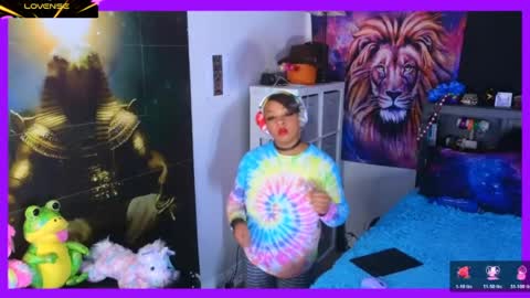 realgoddessdream online show from June 23, 1:46 am
