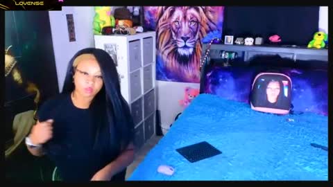 realgoddessdream online show from July 9, 12:14 am