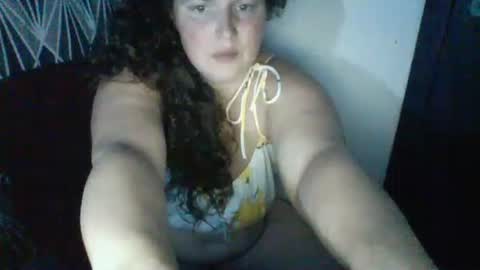 Snapshot of reallivepriestess chatting on September 18, 7:29 pm RealLivePriestess333 online show from September 18, 7:29 pm