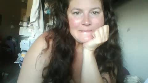 Snapshot of reallivepriestess chatting on October 24, 12:39 pm RealLivePriestess333 online show from October 24, 12:39 pm