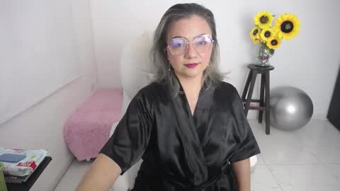 REBECA online show from December 2, 1:53 pm