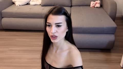 rebecamur online show from February 27, 7:56 am