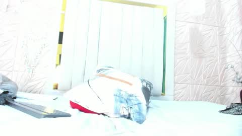Snapshot of rebecca_mitchell chatting on September 28, 1:31 pm Rebecca online show from September 28, 1:31 pm