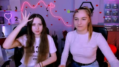 rebecca_smile_ online show from March 24, 1:17 pm