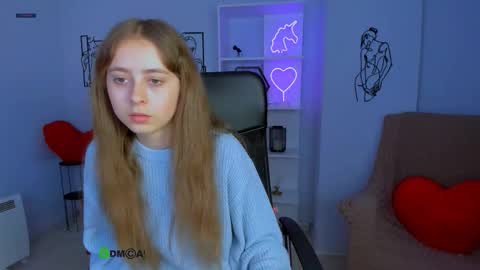 rebecca_smile_ online show from October 13, 5:42 am