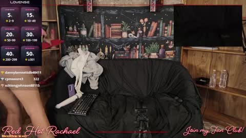 Snapshot of red_hot_rachael chatting on February 5, 10:11 pm Red Hot Rachael online show from February 5, 10:11 pm