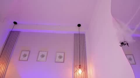 Snapshot of redvelvet__7 chatting on October 31, 9:48 pm Anna Redvelvet online show from October 31, 9:48 pm