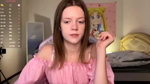 Lucy online show from December 4, 10:48 am