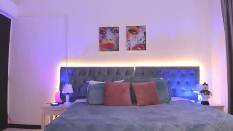 Regina online show from December 14, 12:33 pm