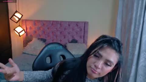 reichell princess online show from October 18, 5:22 am