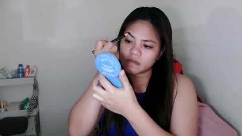 reign2525 online show from October 10, 12:00 pm