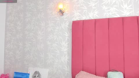 Reika  online show from September 26, 3:31 pm