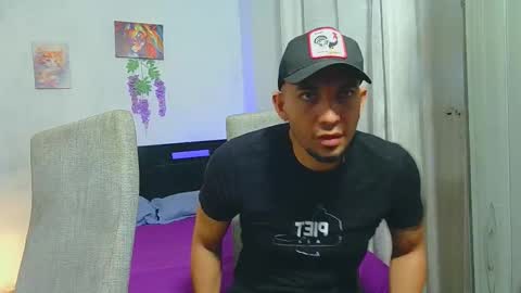 paola online show from October 27, 2:28 pm