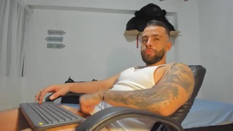 Rmy Steen online show from February 12, 11:51 pm