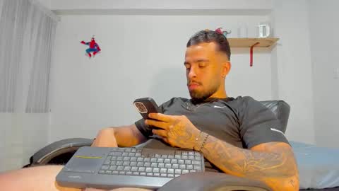 Rmy Steen online show from February 25, 1:53 am