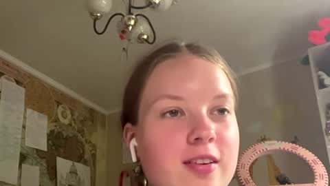 Annabel online show from July 13, 8:51 am