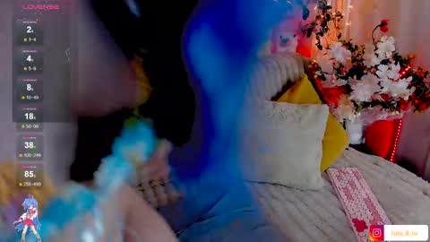 RenaRyugy online show from March 8, 5:50 pm