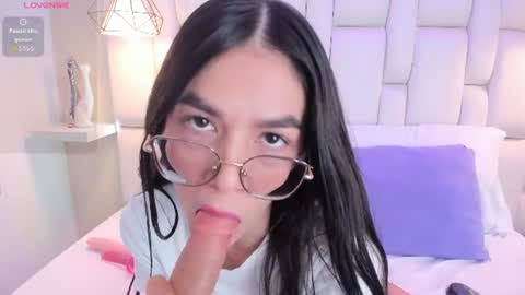 Renata Oviedo online show from July 14, 11:32 pm