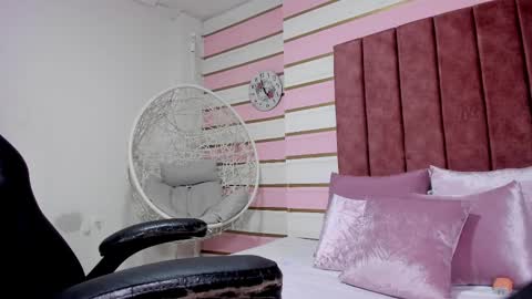 Renata  online show from January 13, 5:44 pm